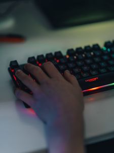 Preview wallpaper keyboard, backlight, hand, gamer