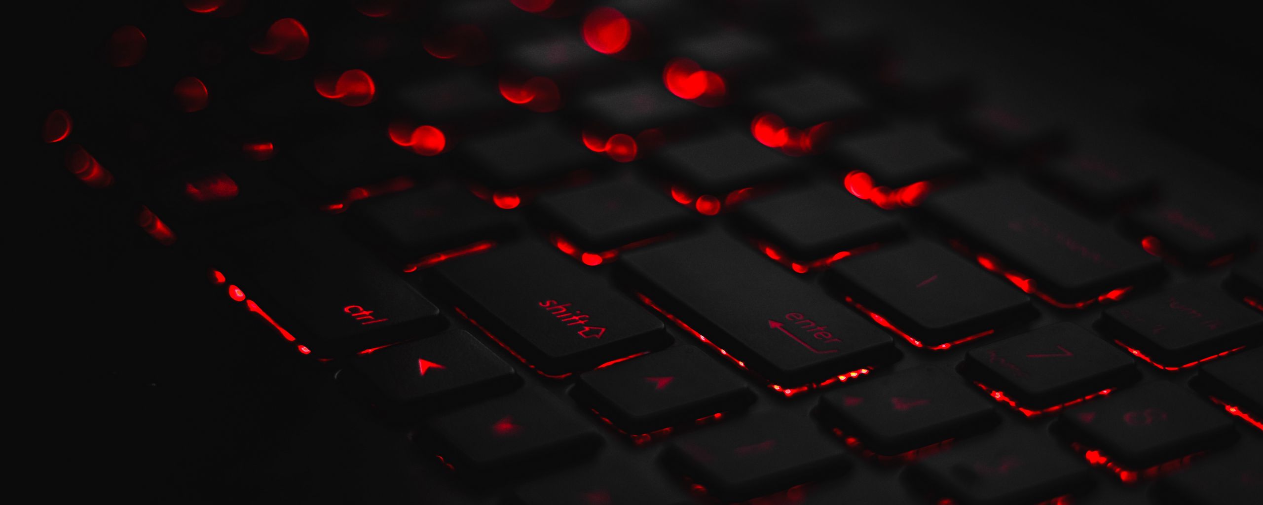 2560x1024 Wallpaper keyboard, backlight, red, glare, bokeh