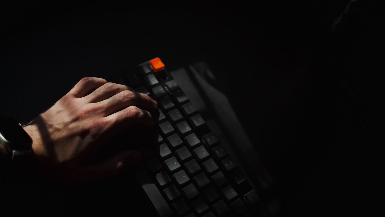 Wallpaper keyboard, keys, hand, hacker, shadow, dark