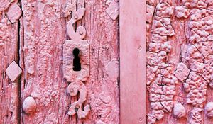 Preview wallpaper keyhole, door, pink, shabby, old