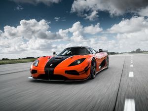 Preview wallpaper koenigsegg, agera, front view