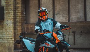 Preview wallpaper ktm 690 smc, ktm, motorcycle, motorcyclist