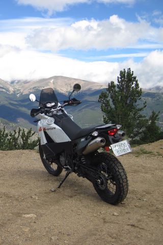 320x480 Wallpaper ktm, motorcycle, bike, moto, white, cliff