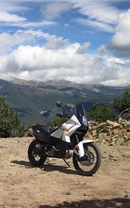 Preview wallpaper ktm, motorcycle, bike, white, cliff, mountains