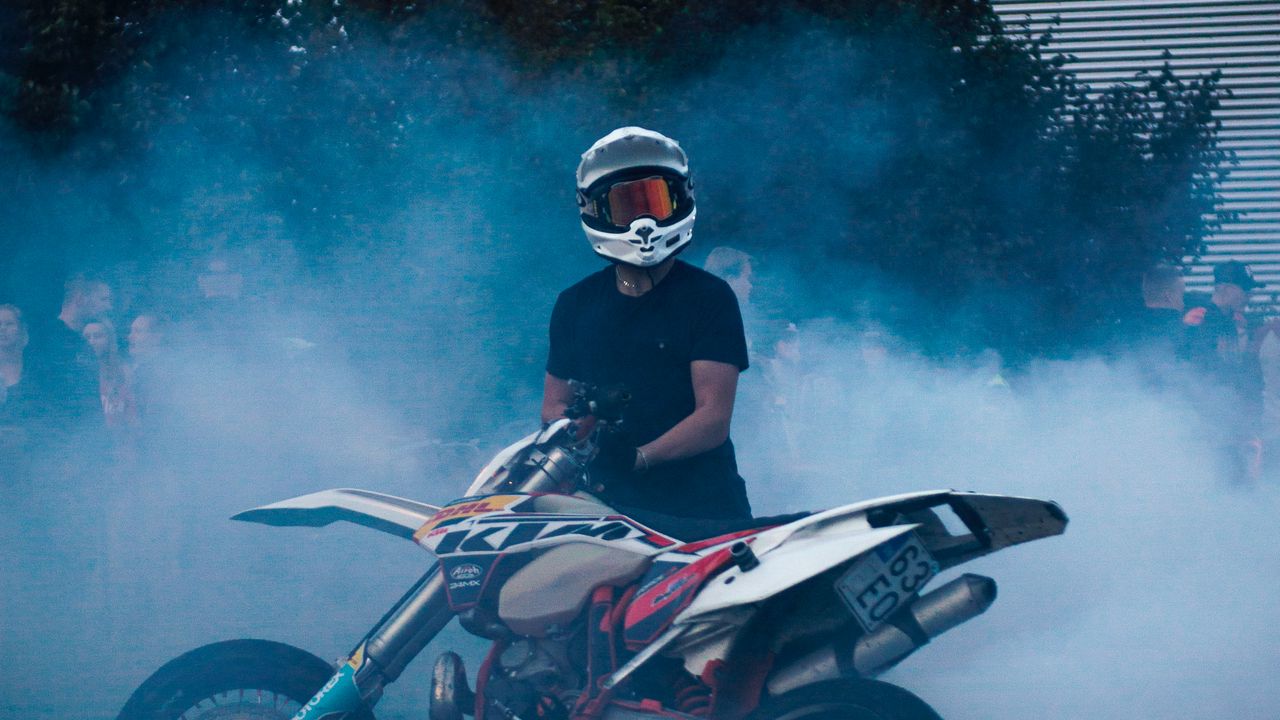Wallpaper ktm, motorcycle, bike, motorcyclist, smoke, asphalt, drift
