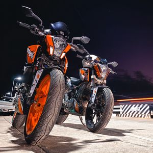 Preview wallpaper ktm, motorcycles, bikes, orange, road, night