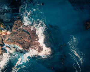 Preview wallpaper laguna beach, ocean, spray, top view