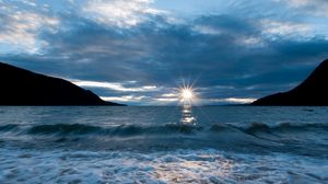 Preview wallpaper lake baikal, sunset, surf