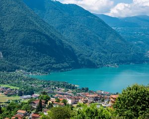 Preview wallpaper lake, bay, mountains, trees, houses, nature