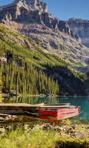 Preview wallpaper lake, boat, mountains, beautiful landscape