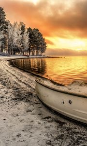Preview wallpaper lake, boat, shore, sunset, snow, landscape
