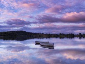 Preview wallpaper lake, boats, skyline, sunrise, dawn, loch rusky, loch lomond, trossachs, scotland