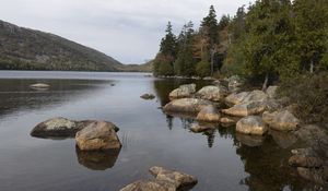 Preview wallpaper lake, bottom, stones, landscape, trees