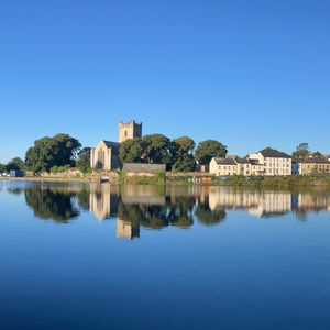 Preview wallpaper lake, buildings, houses, trees, reflection