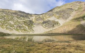 Preview wallpaper lake, canillo, grass, hills, andorra