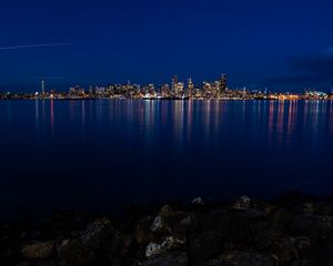 Preview wallpaper lake, city, night, lights, reflection, darkness