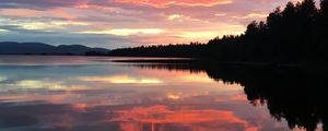 Preview wallpaper lake, clouds, forest, reflection, evening, sunset