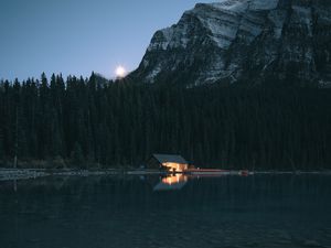 Preview wallpaper lake, coast, house, mountain, forest, night