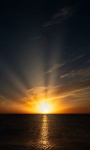 Preview wallpaper lake, dawn, horizon, sunrise