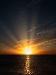 Preview wallpaper lake, dawn, horizon, sunrise
