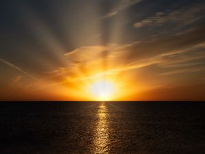 Preview wallpaper lake, dawn, horizon, sunrise
