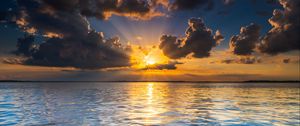 Preview wallpaper lake, dawn, landscape, sun, sunlight