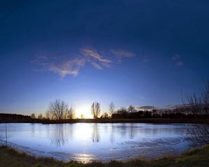 Preview wallpaper lake, decline, evening, pond, surface, bank, clouds, easy