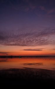 Preview wallpaper lake, dusk, dark, water, landscape