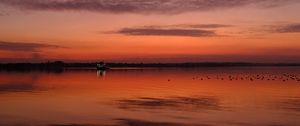 Preview wallpaper lake, dusk, dark, water, landscape