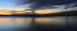 Preview wallpaper lake, dusk, landscape, horizon, dark