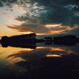 Preview wallpaper lake, dusk, sunset, trees, clouds