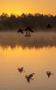 Preview wallpaper lake, fog, fishermen, silhouettes, birds