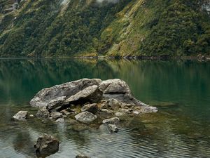 Preview wallpaper lake, fog, rocks, mountain, stone, new zealand