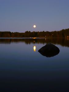 Preview wallpaper lake, forest, moon, evening, landscape