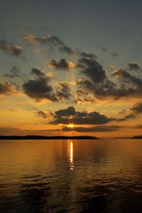 Preview wallpaper lake, horizon, hills, evening, dark
