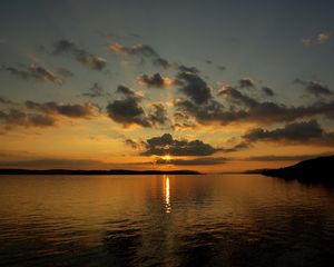 Preview wallpaper lake, horizon, hills, evening, dark