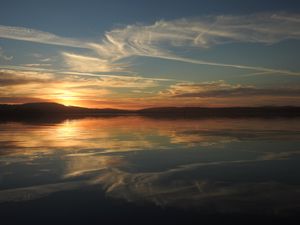 Preview wallpaper lake, horizon, reflection, sunset