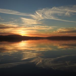 Preview wallpaper lake, horizon, reflection, sunset