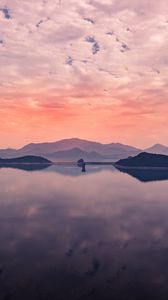 Preview wallpaper lake, horizon, sky, clouds, reflection