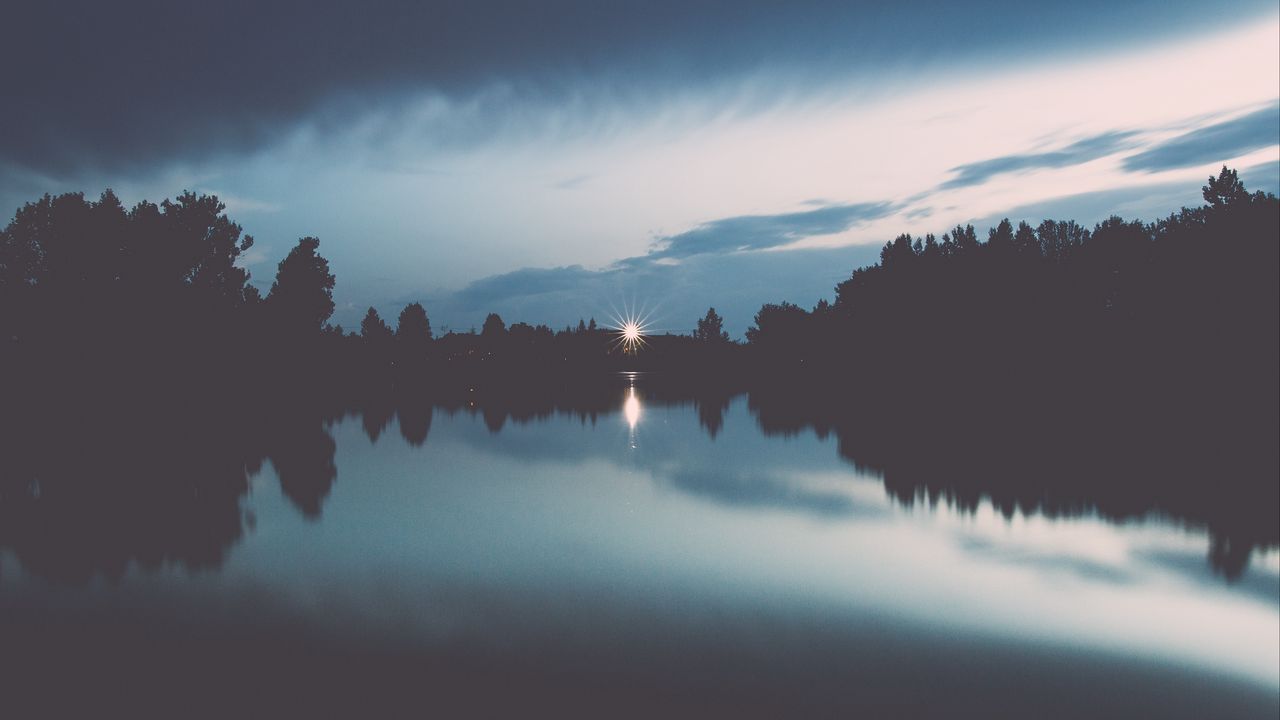 Wallpaper lake, horizon, sunset, reflection, rays
