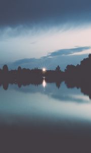 Preview wallpaper lake, horizon, sunset, reflection, rays