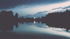 Preview wallpaper lake, horizon, sunset, reflection, rays