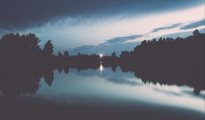 Preview wallpaper lake, horizon, sunset, reflection, rays