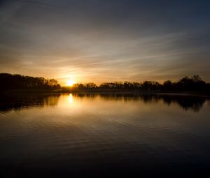 Preview wallpaper lake, horizon, sunset, sky, water, sun