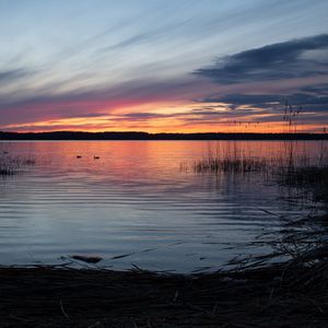 Preview wallpaper lake, horizon, sunset, dark