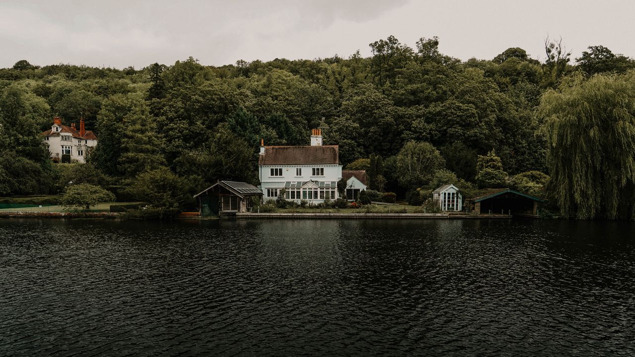 Wallpaper lake, house, buildings, shore, trees, nature