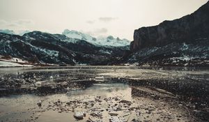 Preview wallpaper lake, ice, mountains, valley, landscape