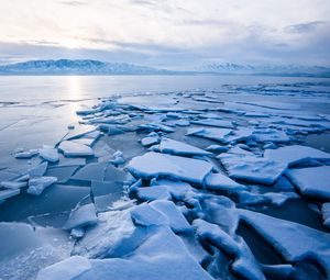 Preview wallpaper lake, ice, shards, frozen, mountains, landscape