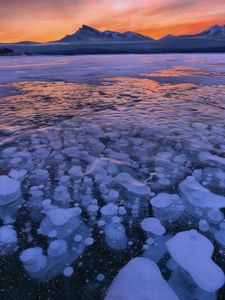 Preview wallpaper lake, ice, snow, winter, sunset, horizon