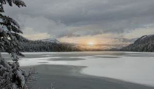 Preview wallpaper lake, ice, snow, trees, winter